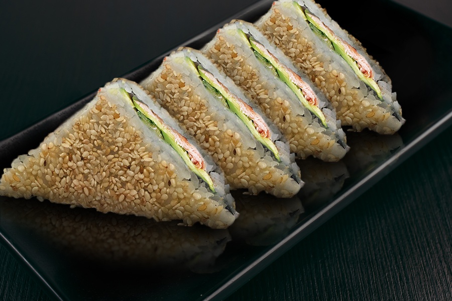 ��������